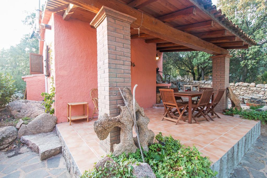 Casa vacanze San Pantaleo Villa Exterior foto